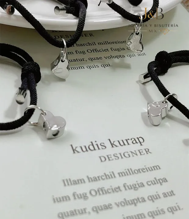 Kit 4 Pulseras de Trébol Magnéticas con Imán de Corazón - Imagen 6